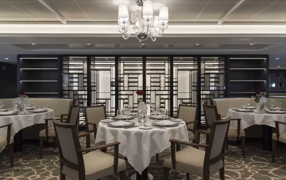 Windstar Cruises - Star Breeze - Star Plus - Amphora Restaurant.jpg